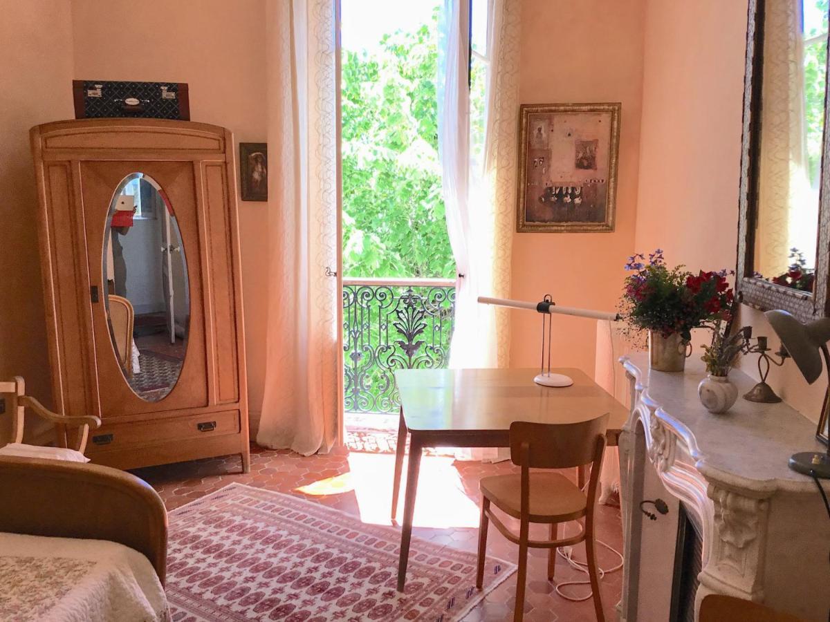 B&B En Provence- Villa Saint Marc Форкалькье Экстерьер фото
