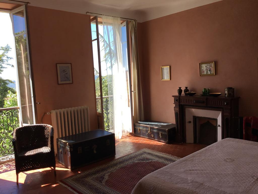 B&B En Provence- Villa Saint Marc Форкалькье Экстерьер фото
